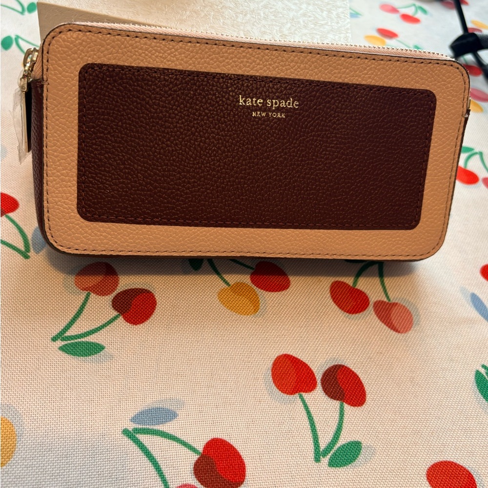 Kate Spade Maroon and Beige Crossbody NWOT - Picture 11 of 11